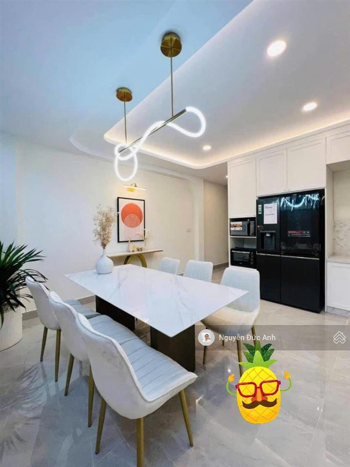 Bán nhà 77m2(4.5*17) chủ xây thiết kế sang trọng 4tầng 4pn 5wc nội thất xịn, gần emart phan huy ích