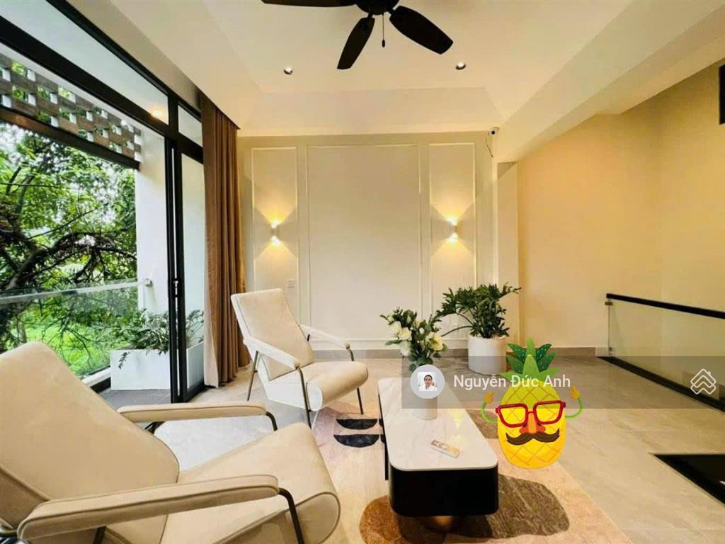 Bán nhà 77m2(4.5*17) chủ xây thiết kế sang trọng 4tầng 4pn 5wc nội thất xịn, gần emart phan huy ích