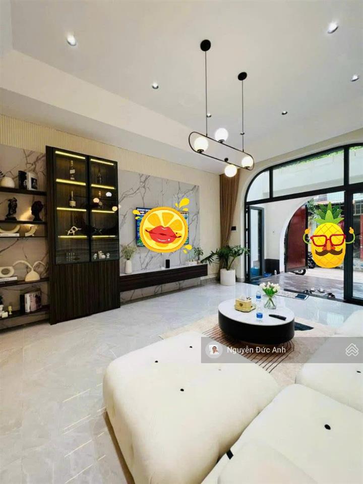 Bán nhà 77m2(4.5*17) chủ xây thiết kế sang trọng 4tầng 4pn 5wc nội thất xịn, gần emart phan huy ích