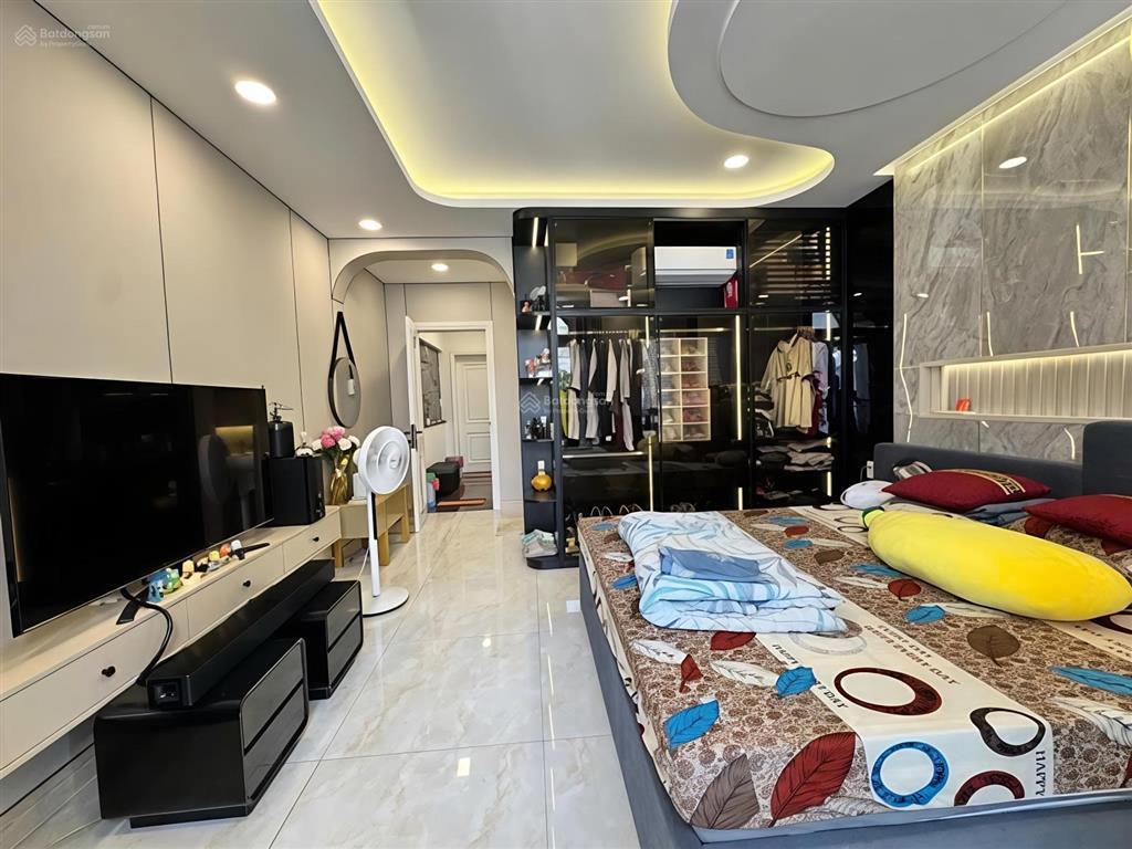 Bán nhà mới hxh gò vấp, chủ xây ở rất kỹ 5 tầng ô tô ngủ nhà khu phân lô 4.5x15.5m gần emart gò vấp
