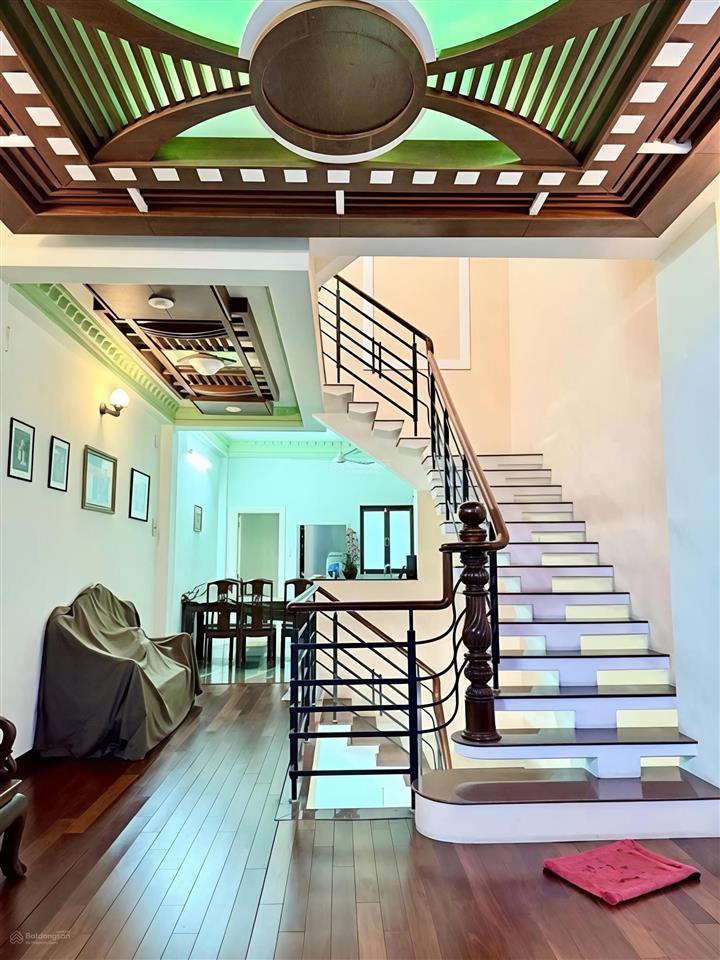 Bán nhà hẻm ôtô 1 sẹc ở kd, nhà 4 tầng cứng cáp ở kd ngay, khu họ lê  thạch lam tân phú, 9t.x tl.