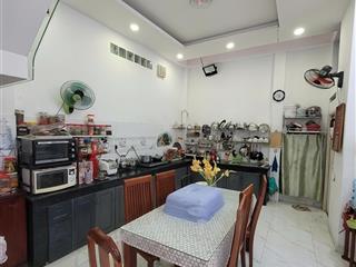 Bán nhà hơn 90m2 đất, chính chủ xây ở đúc thật 3 tầng 5pn cứng cáp, 1 sẹc kề khu cv làng hoa gò vấp