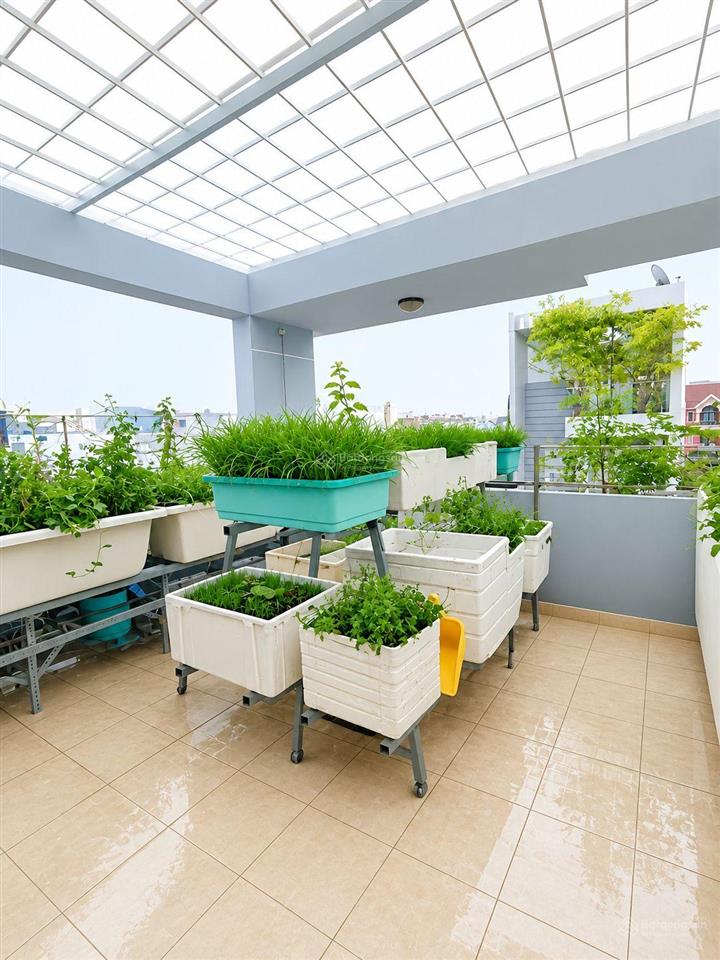 Bán nhà chính chủ xây ở cứng cáp 5 tầng gara ôtô, hẻm xe tải thông bàn cờ, gần cv làng hoa gò vấp