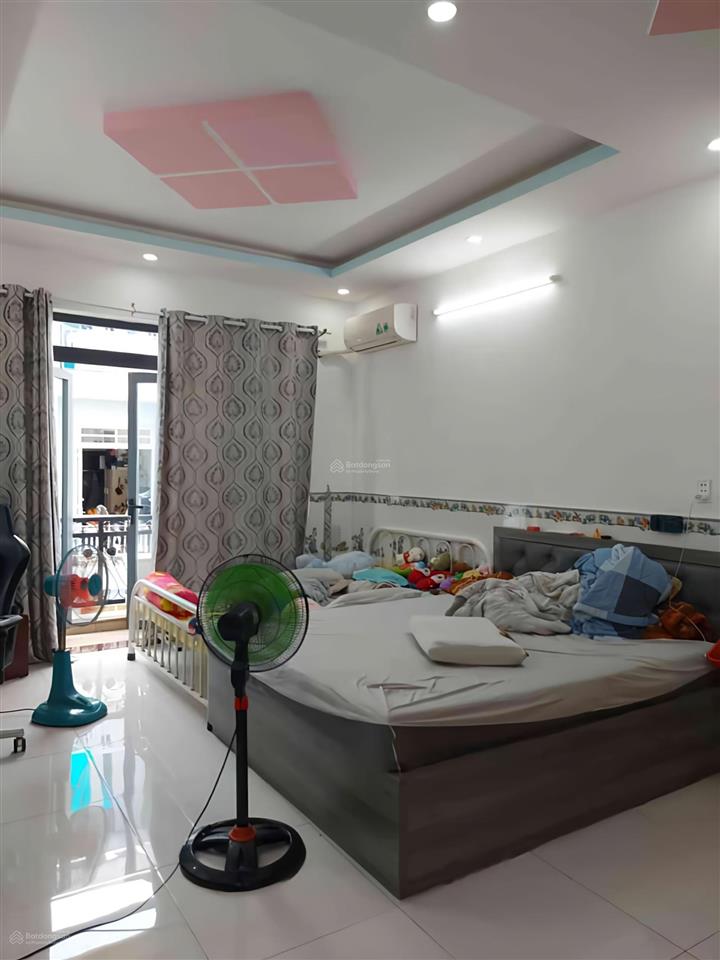 Bán nhà chính chủ xây ở 4 tầng đúc cứng cáp, hẻm xe hơi 1sẹc sát mặt đường, gần chợ phạm văn bạch