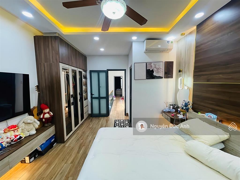 1/hxh quang trung, 1sẹc 1trục 1căn ra mặt tiền, nhà mới shr 80m2(4*20m), đúc btct 4tầng ôtô ngủ nhà