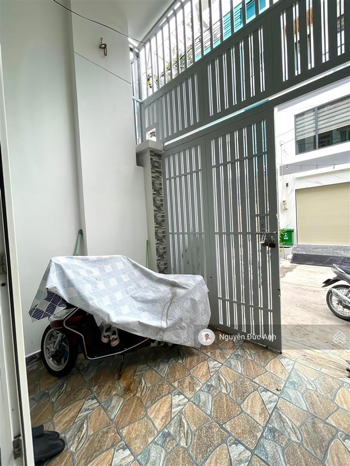 Hẻm xe tải gần nguyễn oanh  hà huy giáp, xe hơi ngủ nhà, chính chủ xây ở đúc 4tầng cứng cáp ở ngay