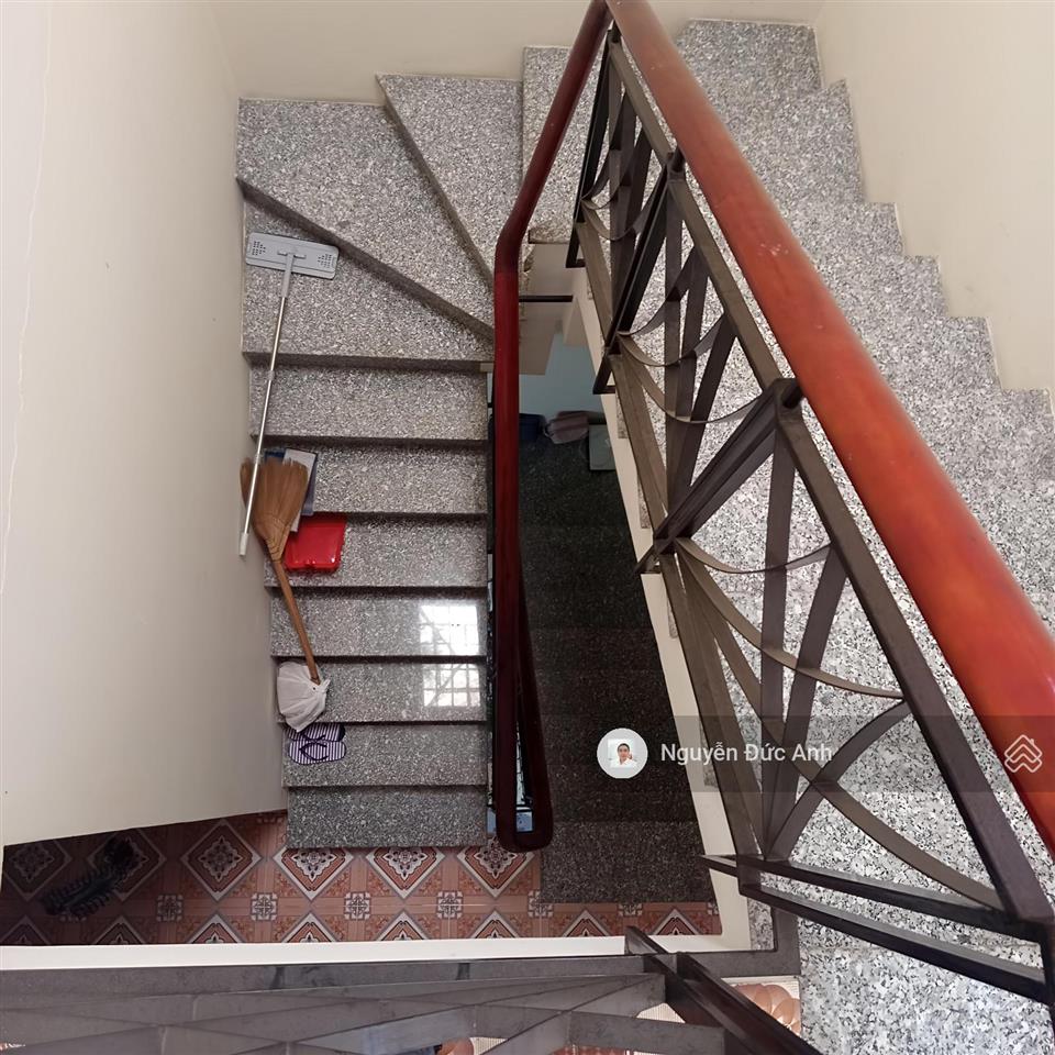 Nhà đẹp phân khúc 69t, shr 56m2 chính chủ xây đúc 3tầng cứng cáp ở ngay, hẻm 1sẹc 1trục ôtô vô nhà