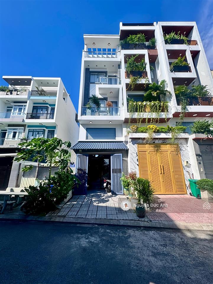Hxh khu phân lô đường 10m, shr vuông vức 75m2, chủ xây ở tâm huyết 5 tầng có gara ôtô + ô thang máy