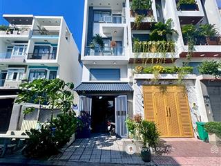 Hxh khu phân lô đường 10m, shr vuông vức 75m2, chủ xây ở tâm huyết 5tầng có gara ôtô + ô thang máy