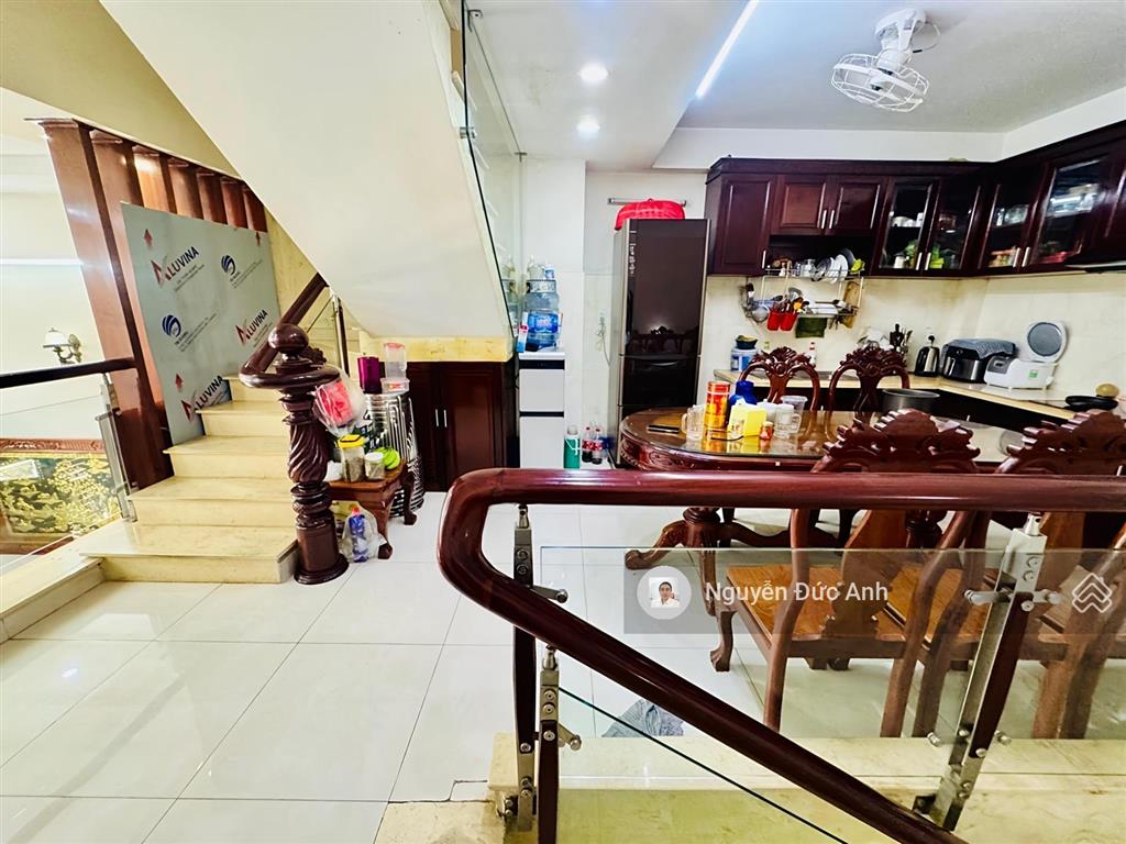 1 sẹc hẻm xe tải thông bàn cờ, nhà chủ xây đúc 5tầng gara ôtô ngủ nhà, gần sân bay ga t3  sân golf
