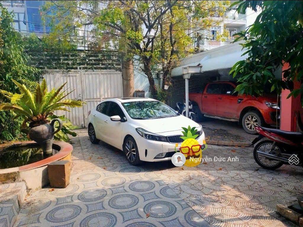 Biệt thự 300m2 mặt tiền đường 10m ngay ngã tư ga, nhà shr đẹp chính chủ, tiềm năng ở kd đầu tư chdv