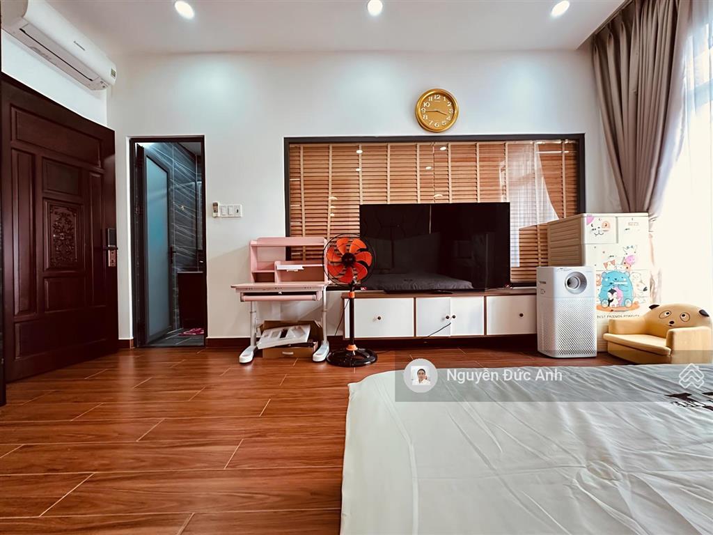 (6m*18m) btct 4tầng 5pn master, 1sẹc xe tải thông, 3căn ra mt, chủ xây ở nội thất thang máy cao cấp