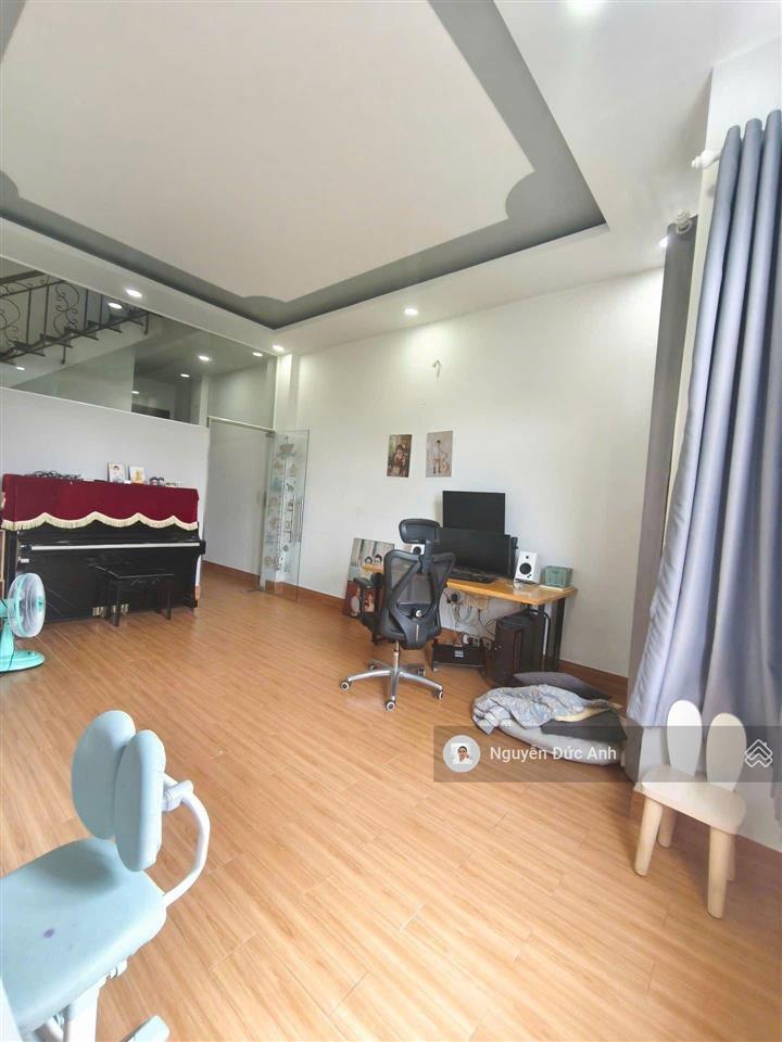 1/ hẻm xe tải ôtô ngủ nhà, shr vuông (4.5m*15m), chủ xây ở tâm huyết đúc 4tầng, nội thất đẹp ở ngay