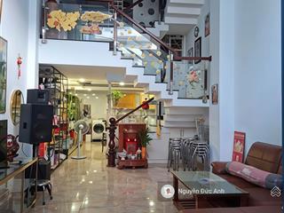 1/ hẻm xe tải ôtô ngủ nhà, shr vuông (4.5m*15m), chủ xây ở tâm huyết đúc 4tầng, nội thất đẹp ở ngay