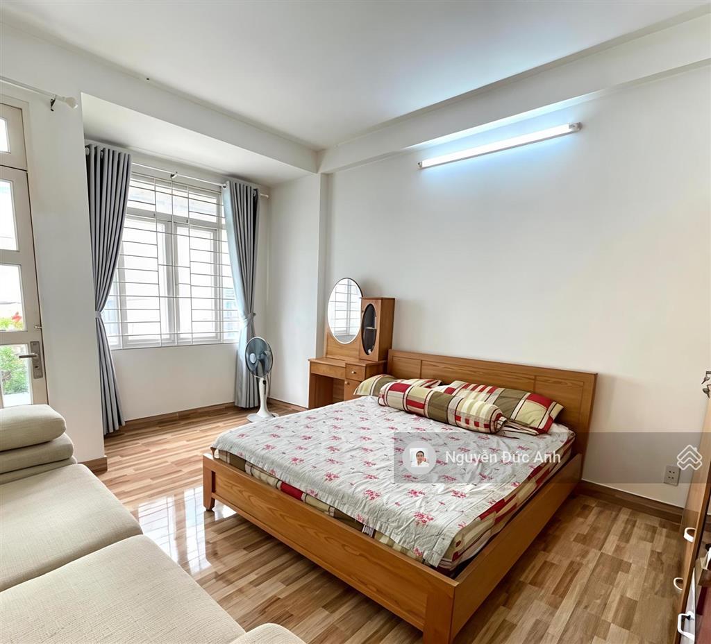 1/ hẻm xe tải ôtô ngủ nhà, shr vuông (4.5m*15m), chủ xây ở tâm huyết đúc 4tầng, nội thất đẹp ở ngay
