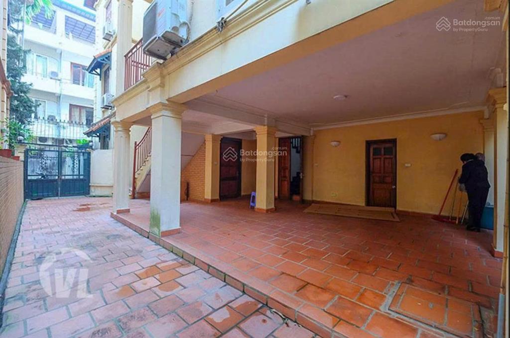 Nhà đẹp 4 pn + 1 kho gần somerset west point & xuân diệu cho thuê