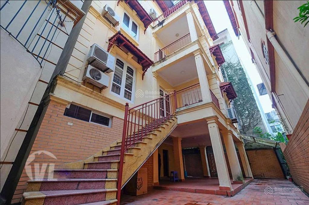 Nhà đẹp 4 pn + 1 kho gần somerset west point & xuân diệu cho thuê