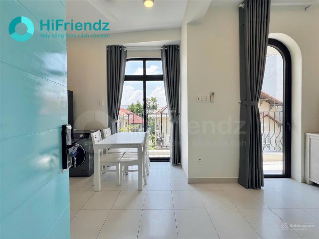 Trống lại căn hộ  studio ban công, thoáng mát tại thảo điền