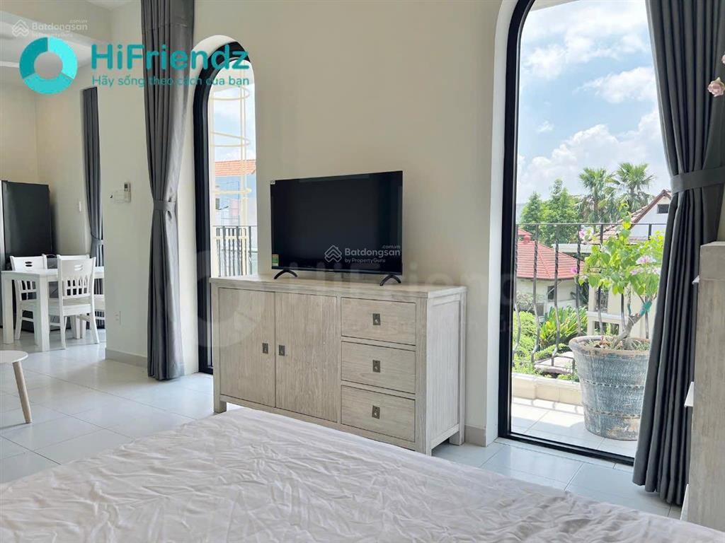 Trống lại căn hộ  studio ban công, thoáng mát tại thảo điền