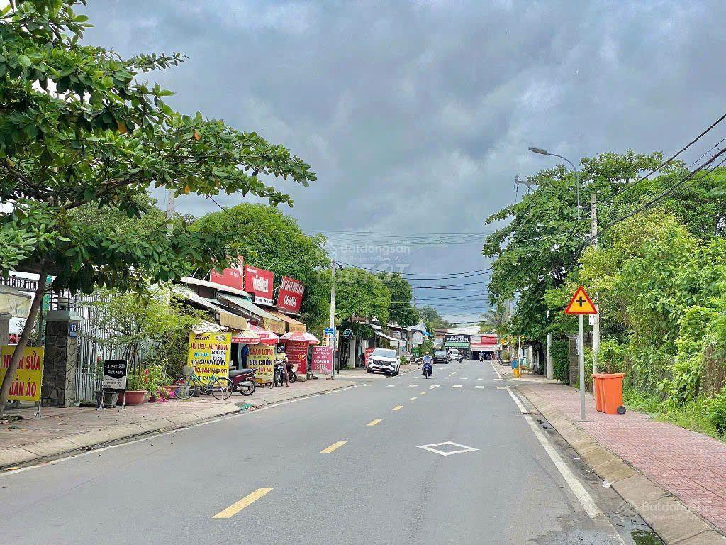 Đất diện tích lớn 1000m2  có thổ cư gần kcn tây bắc giá hơn 1 tỷ xíu sở hữu ngay