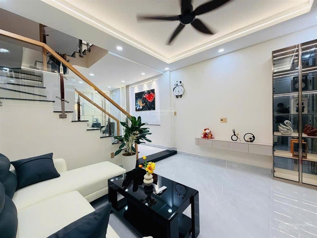 Nhà đẹp gò vấp  50m2 chỉ nhỉnh 5 tỷ  sát mt nguyễn văn lượng  tiện đến bình thạnh & phú nhuận