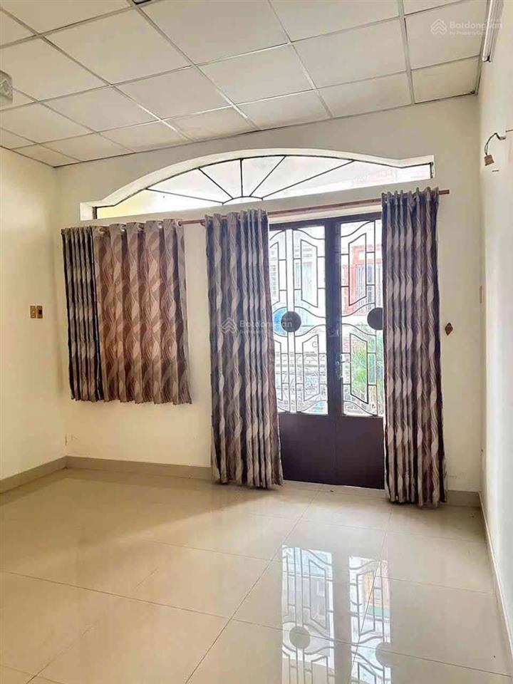 4,69 tỷ sở hữu nhà hẻm xe hơi  55m2  cách mặt tiền dương thị mười chỉ 20m