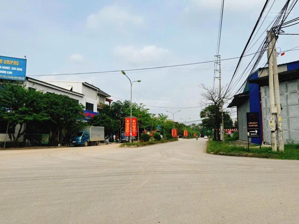 Hiếm! nhỉnh 3 tỷ có ngay lô đất view hồ tại thôn 6 hòa lạc đẹp như mơ, sát đhqg,fpt.  0372 231 ***