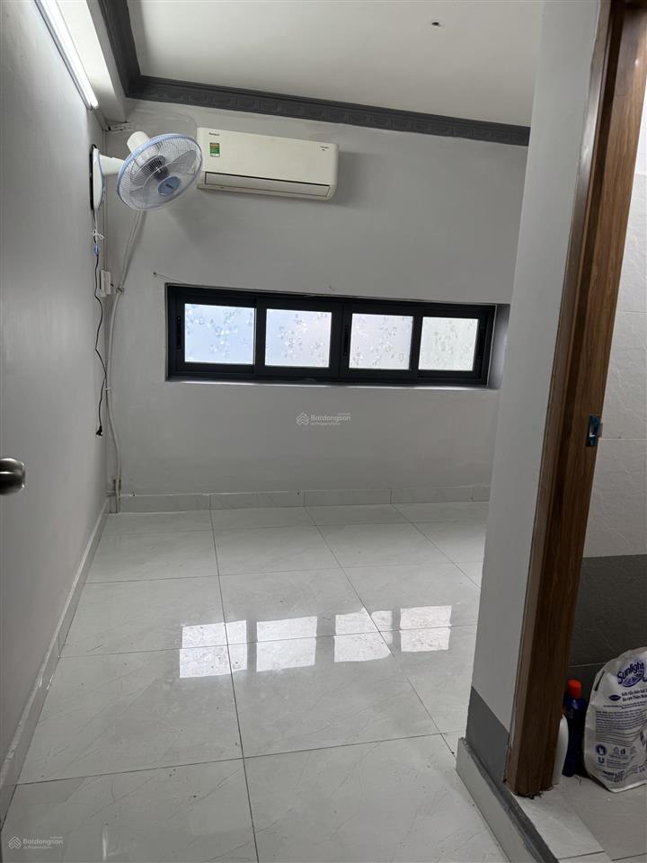 Cho nữ thuê nhà trọ tại 240/38 đường cách mạng tháng tám, quận 10, 3 triệu, 10 m2