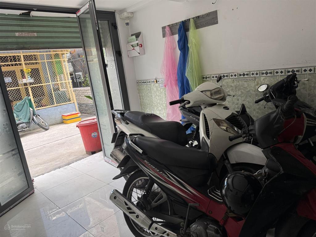 Cho nữ thuê nhà trọ tại 240/38 đường cách mạng tháng tám, quận 10, 3 triệu, 10 m2