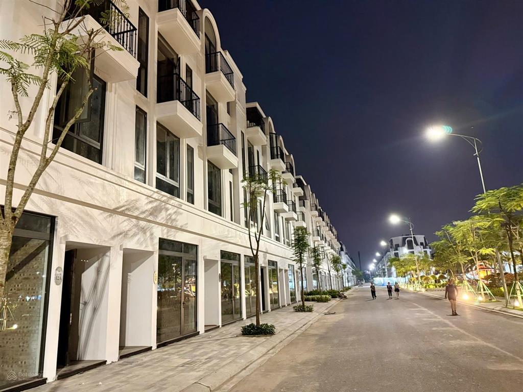 Chỉ với hơn 500tr khách hàng đã chính thức sở hữu căn lk 4 tầng diện tích 62.5m2 kđt vlasta