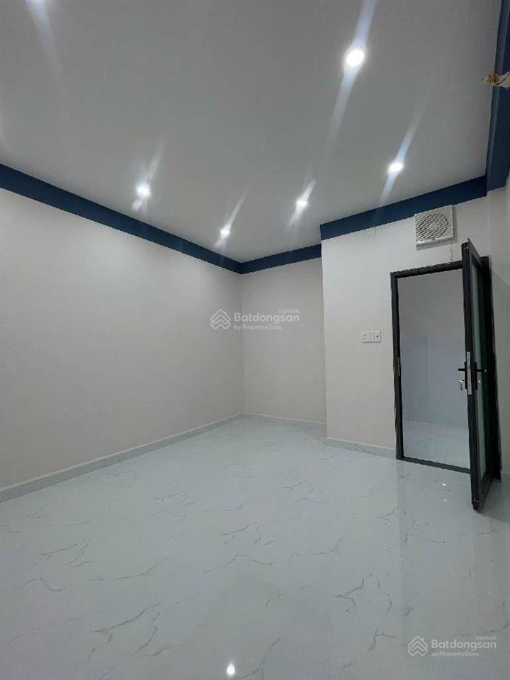 Nhà h.iếm  6x20 mặt tiền khu dân cư dưới 14 t.ỷ không nhiều