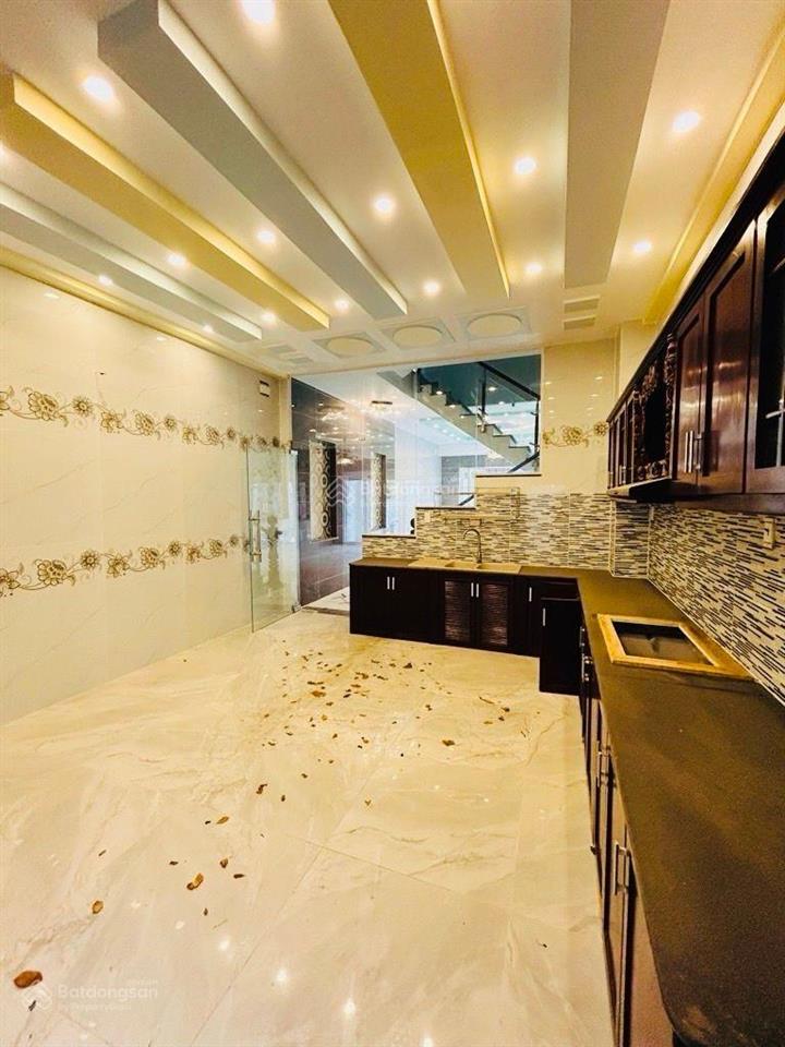 Nhà q7 hẻm 8m xe tải quay đầu  nhỉnh 14 t.ỷ tl