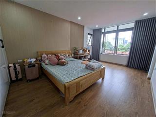 Bán nhà phân lô hoàng quốc việt, lô góc vỉa hè 3 ô tô tránh, cạnh khu đô thì star lake