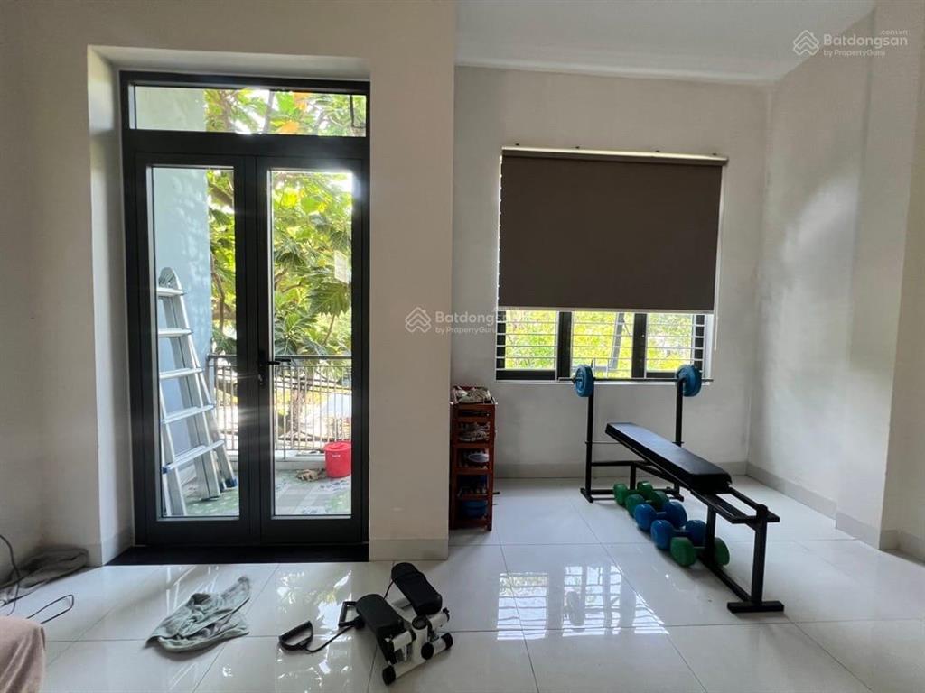 Giảm tiếp 600tr bán nhanh nhà 2 tầng đối diện công viên trung tâm hải châu. giá cực tốt