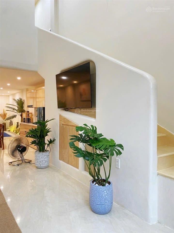 Chỉ hơn 12 tỷ bán nhanh villa đang sẵn dòng tiền 39 triệu/ tháng cách biển chỉ 300m