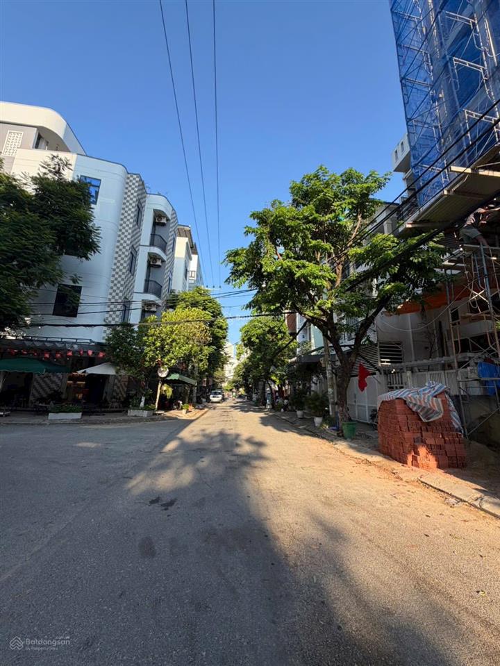 Giảm sâu 2 tỷ bán nhanh nhà trung tâm phố tây an thượng. giá tốt cung đường.  ngay