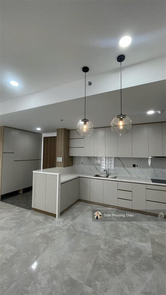 Cần bán 3pn 112m2 the peak m8 midtown tầng cao view sông giá tốt 14.5 tỷ.  0904 505 *** (trần thảo)