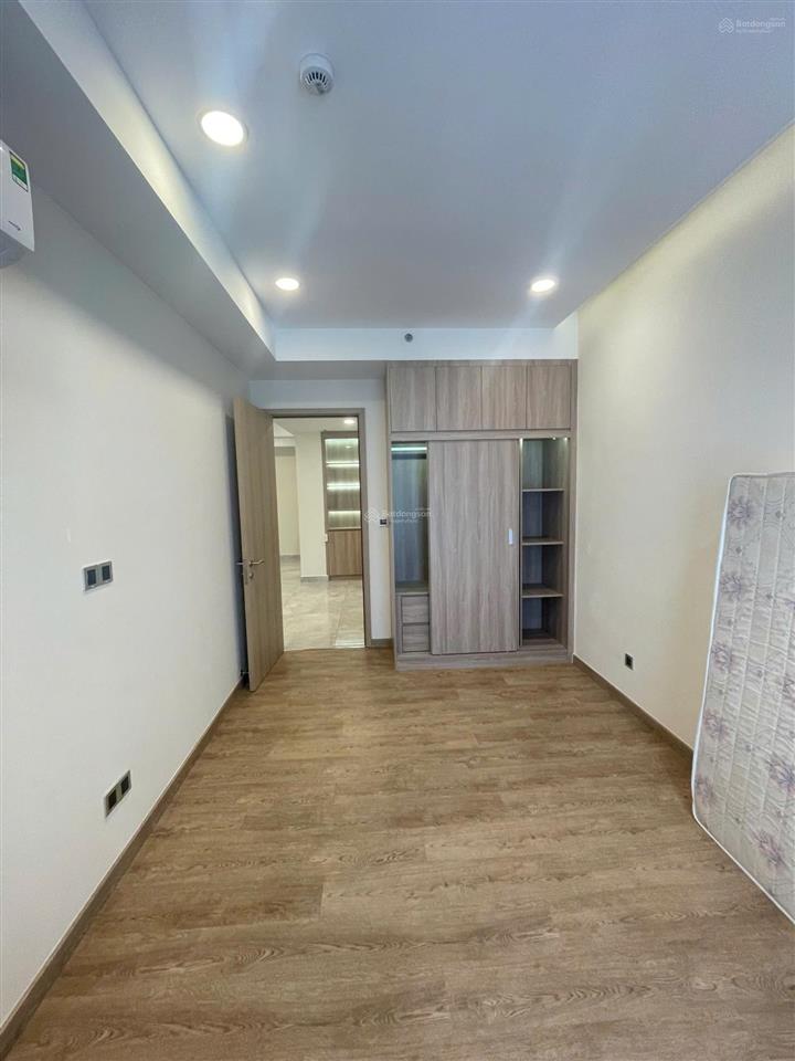 Cho thuê midtown 3pn view sông full nội thất, nhà mới 99%, giá tốt 40 triệu/tháng