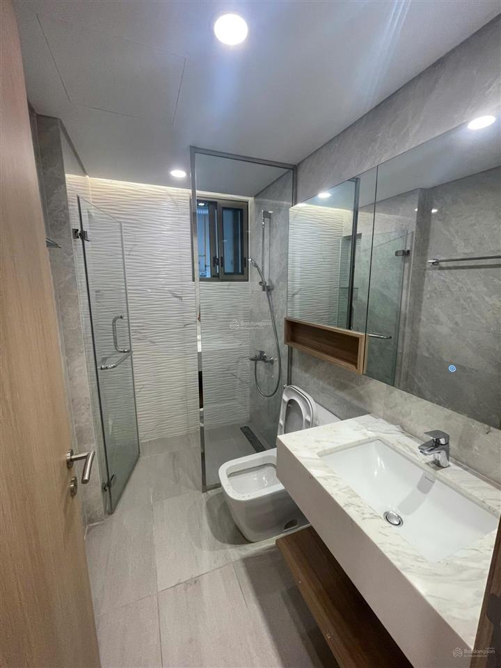 Cho thuê midtown 3pn view sông full nội thất, nhà mới 99%, giá tốt 40 triệu/tháng