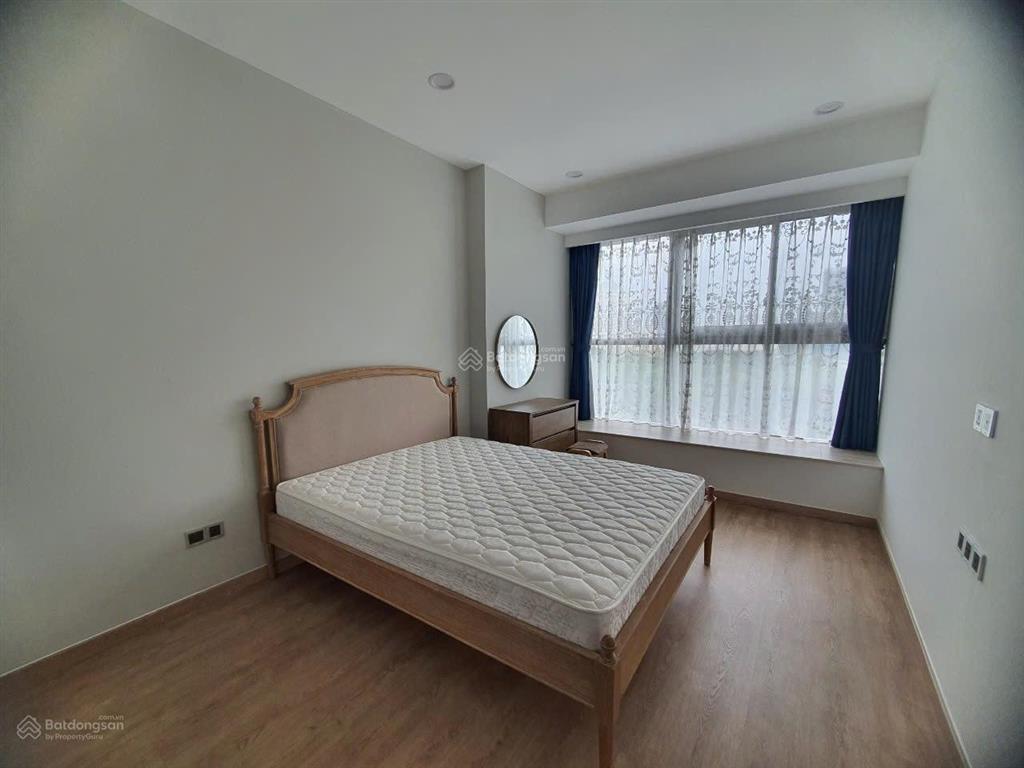 Cần bán gấp căn hộ 3pn the signature m7  midtown view sông giá tốt