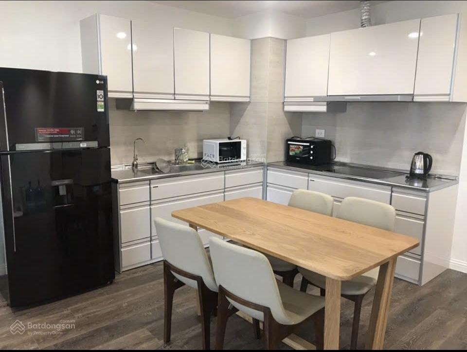Chủ nhà gửi bán căn hộ 02 ngủ 78m2 view thành phố bàn giao full nội thất