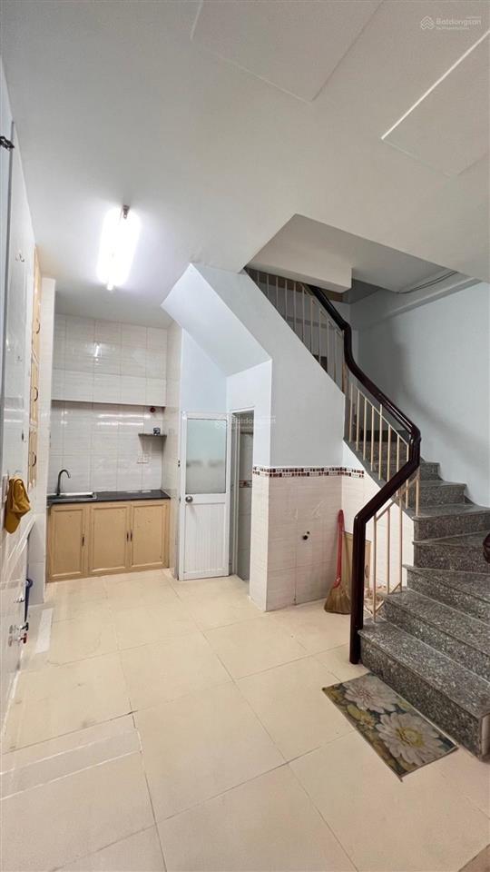 Bán nr 4pn, 5wc, 3.4 x 12 giá cực chất 8,6 tỷ tại thái phiên, p 9, q11, hcm