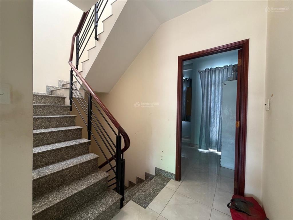Bán nhà riêng 4pn, 3wc, 40m2, 8,8 tỷ tại thái phiên, p 9, q11, tp. hcm