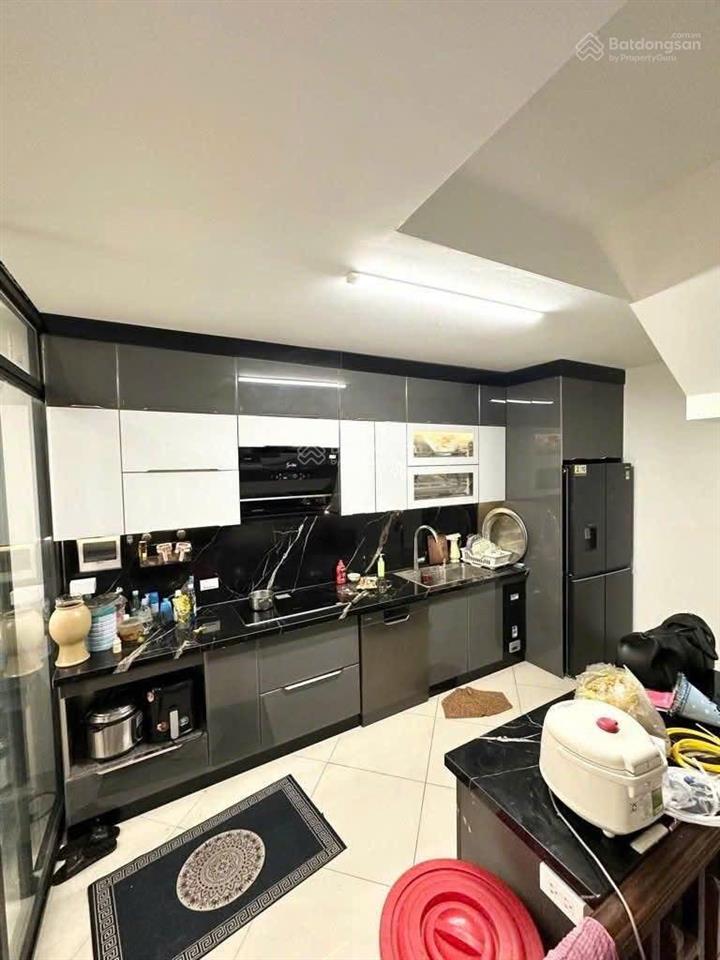 Bán gấp  siêu phẩm ngã 3 đào tấn linh lang ba đình  nhà 6 tầng dân xây  lô góc 3 thoáng  ngõ 3m