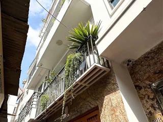 Bán gấp  siêu phẩm ngã 3 đào tấn linh lang ba đình  nhà 6 tầng dân xây  lô góc 3 thoáng  ngõ 3m