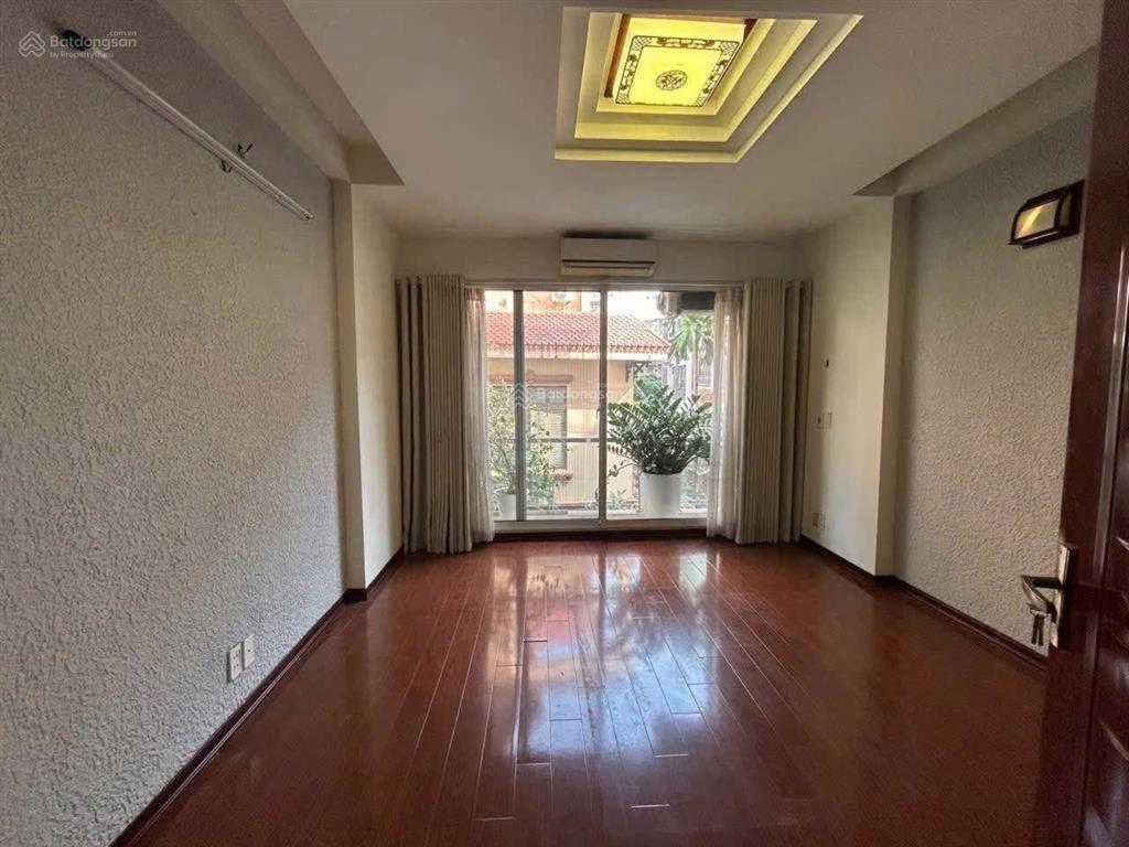 Hạ 1 tỷ bán nhanh biệt thự mini, phố vip thái hà  hàng hiếm  dân xây lô góc  ngõ thông  sát phố
