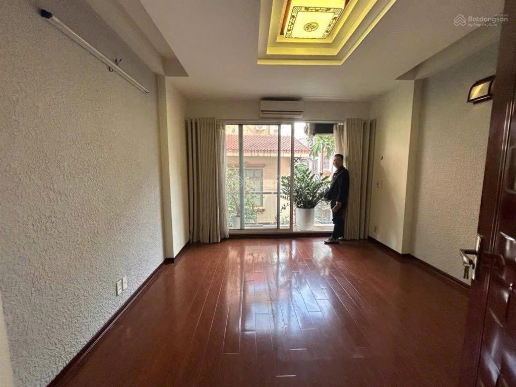 Hạ 1 tỷ bán nhanh biệt thự mini, phố vip thái hà  hàng hiếm  dân xây lô góc  ngõ thông  sát phố