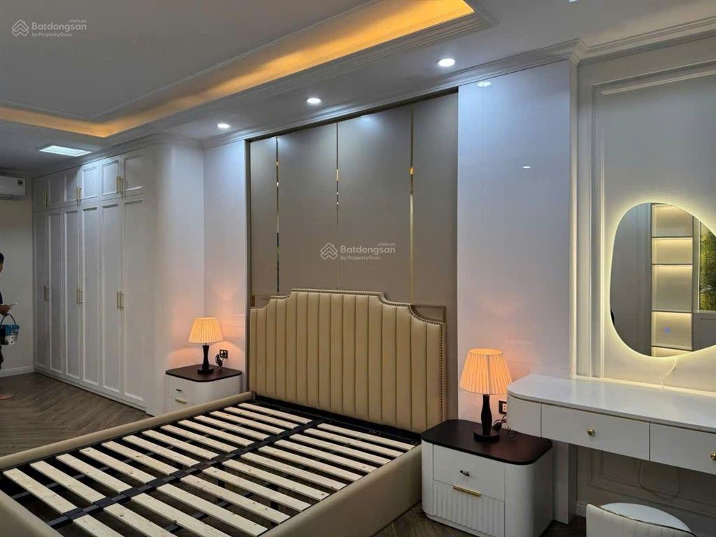 Bán nhanh biệt thự mini, phố vip phố trần quang diệu  thái hà  lô góc  ngõ thông sát phố ngõ 3m