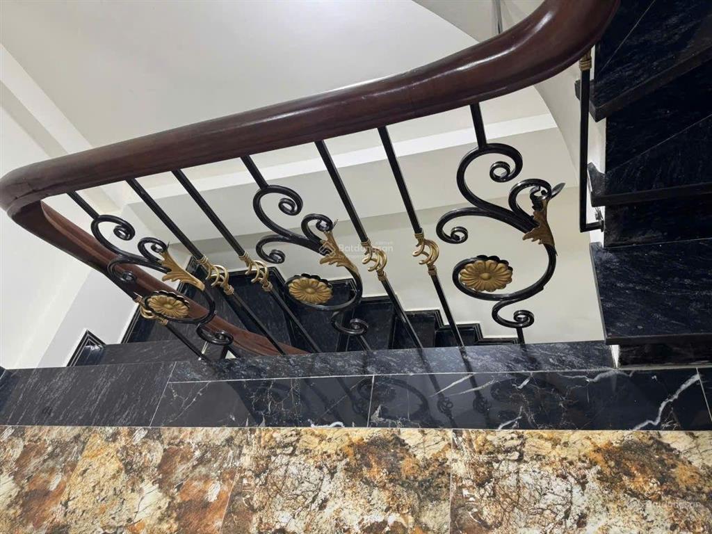Bán nhanh biệt thự mini, phố vip phố trần quang diệu  thái hà  lô góc  ngõ thông sát phố ngõ 3m