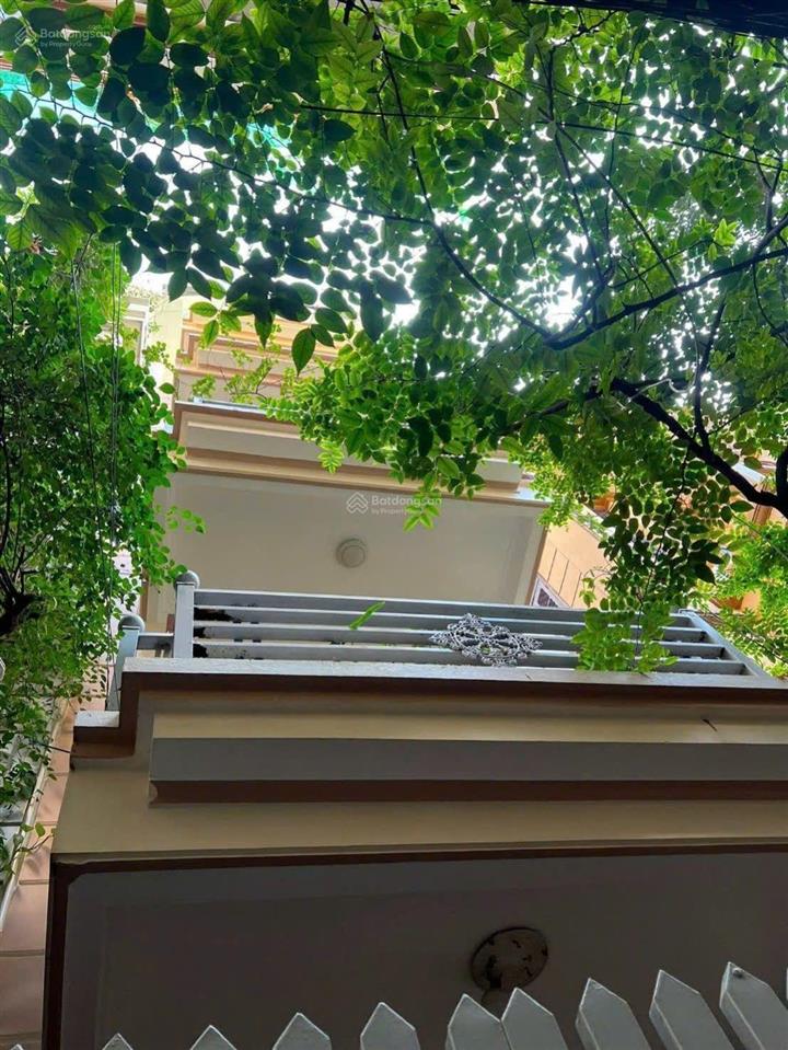 Bán nhà phố đào tấn  liễu giai  quận ba đình  5 tầng 48m²  giá  cách mặt phố 20m  2 thoáng 